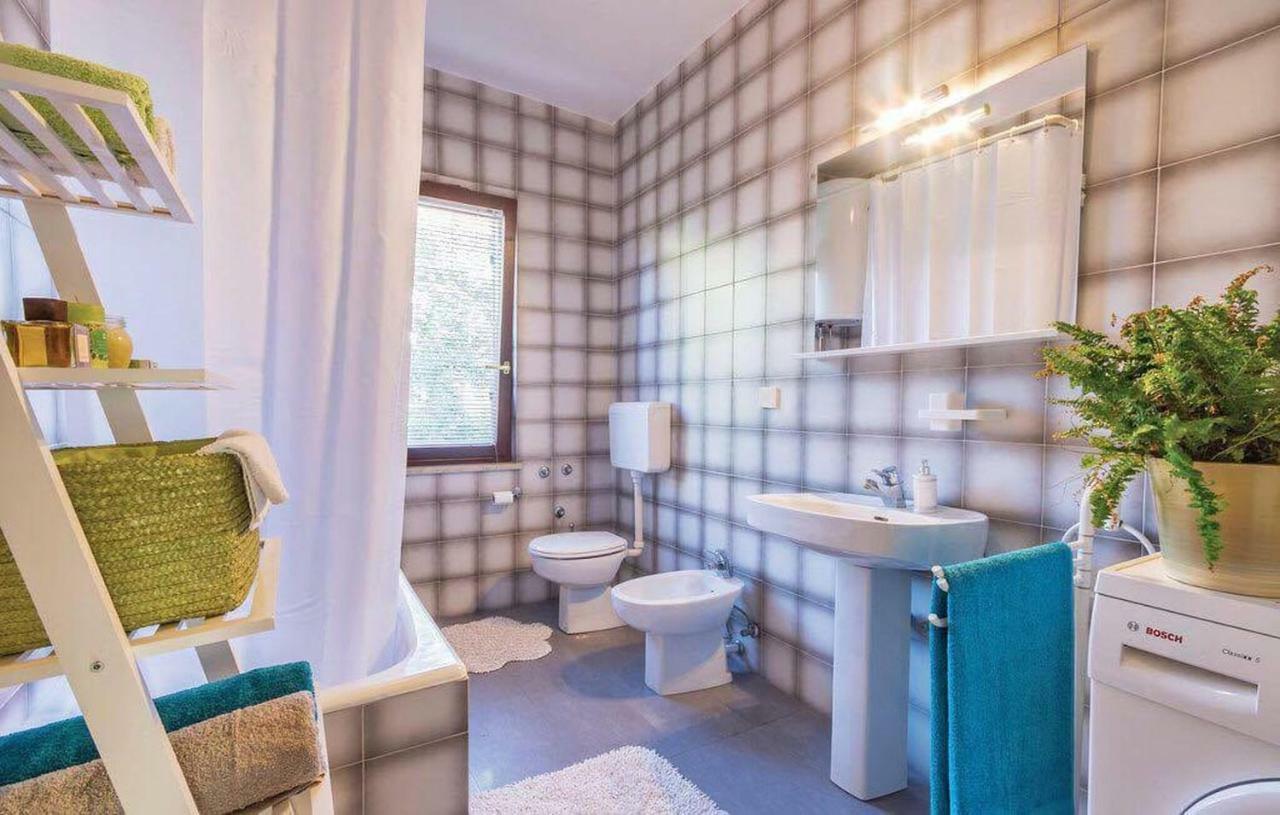 Apartman Eta Apartment Pula Bagian luar foto
