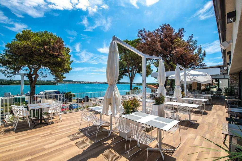 Apartman Eta Apartment Pula Bagian luar foto